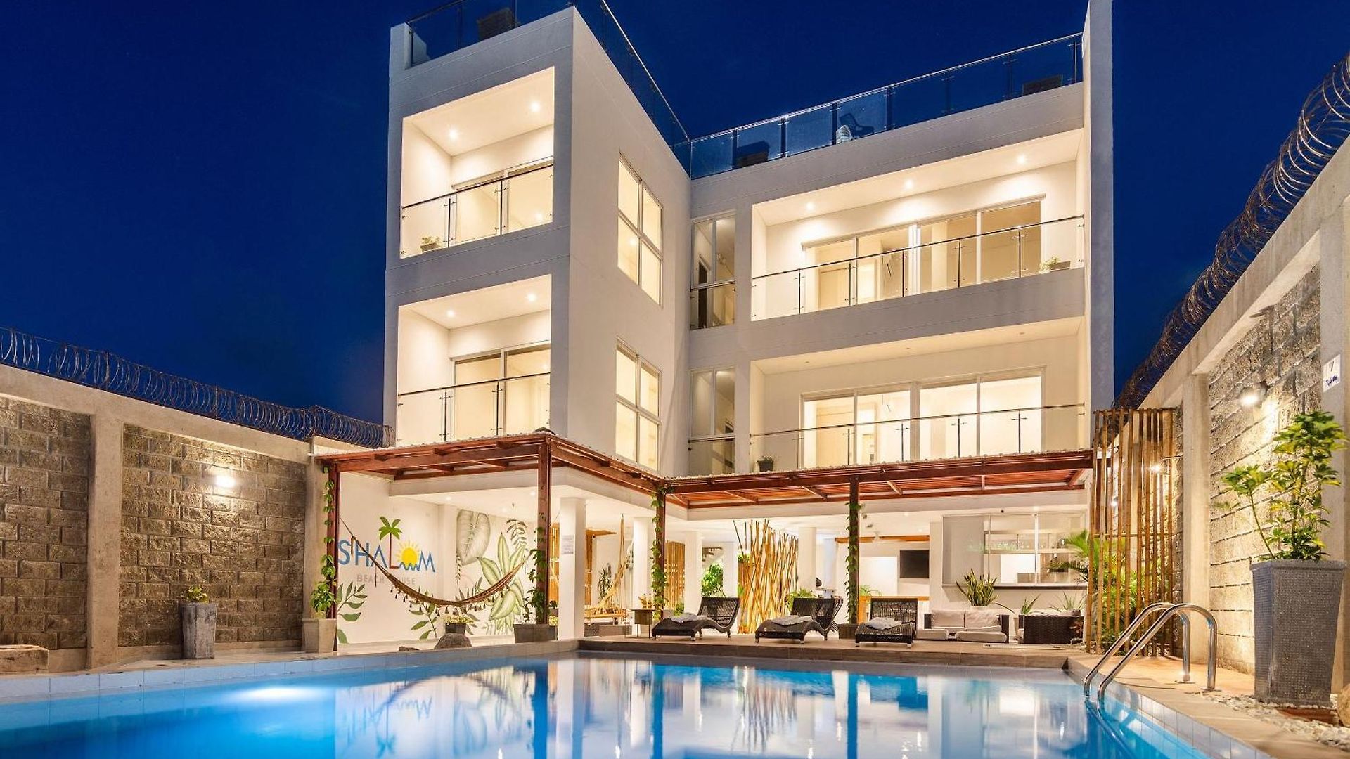 Amazing House 13br W/pool & Staff *