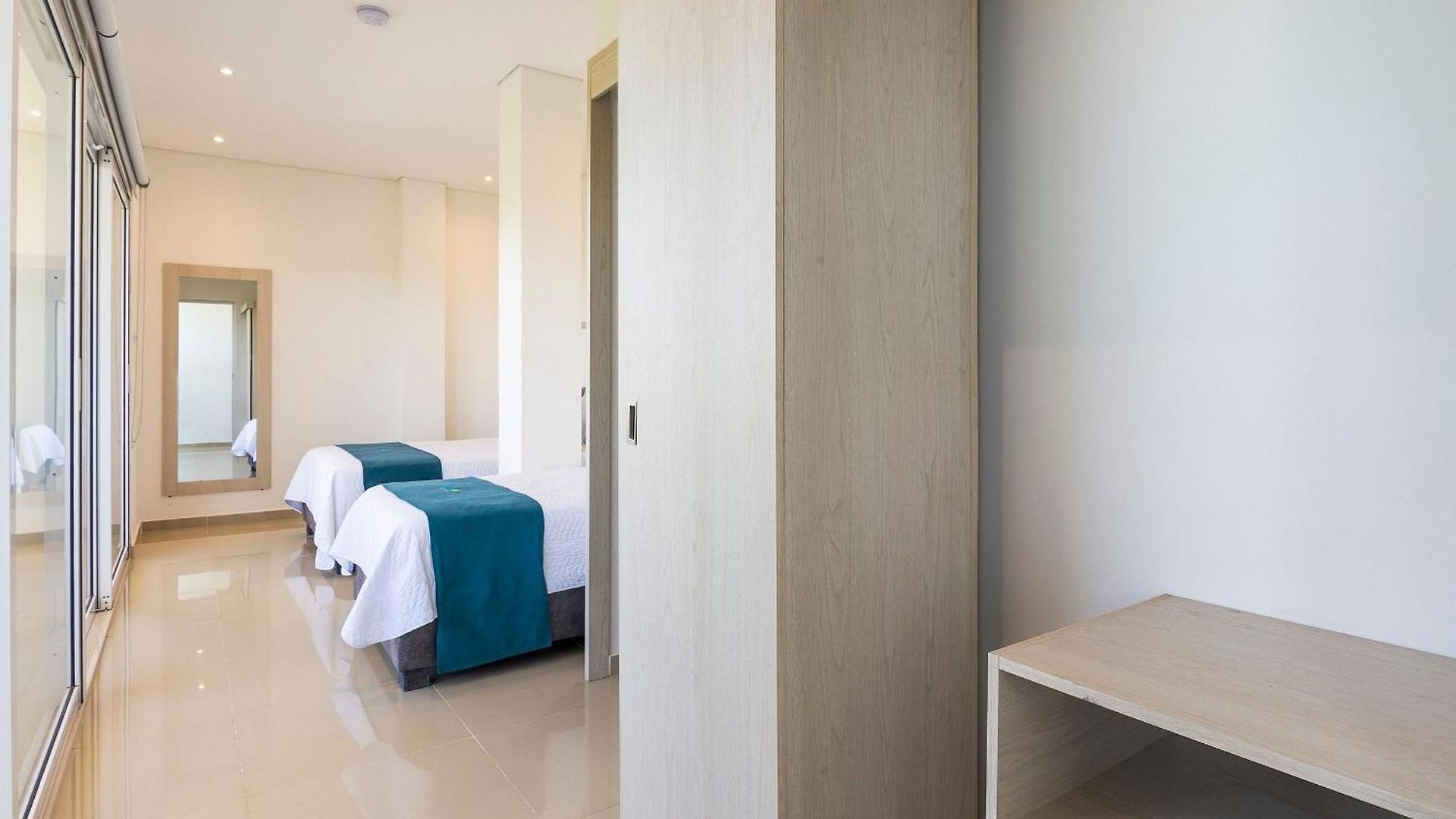 Amazing House 13br W/pool & Staff Сasa de vacaciones *