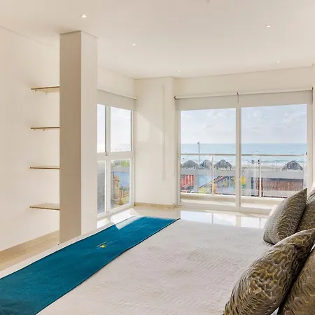 Amazing House 13br W/pool & Staff Holiday home