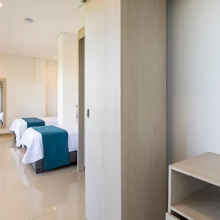 Amazing House 13br W/pool & Staff Holiday home *