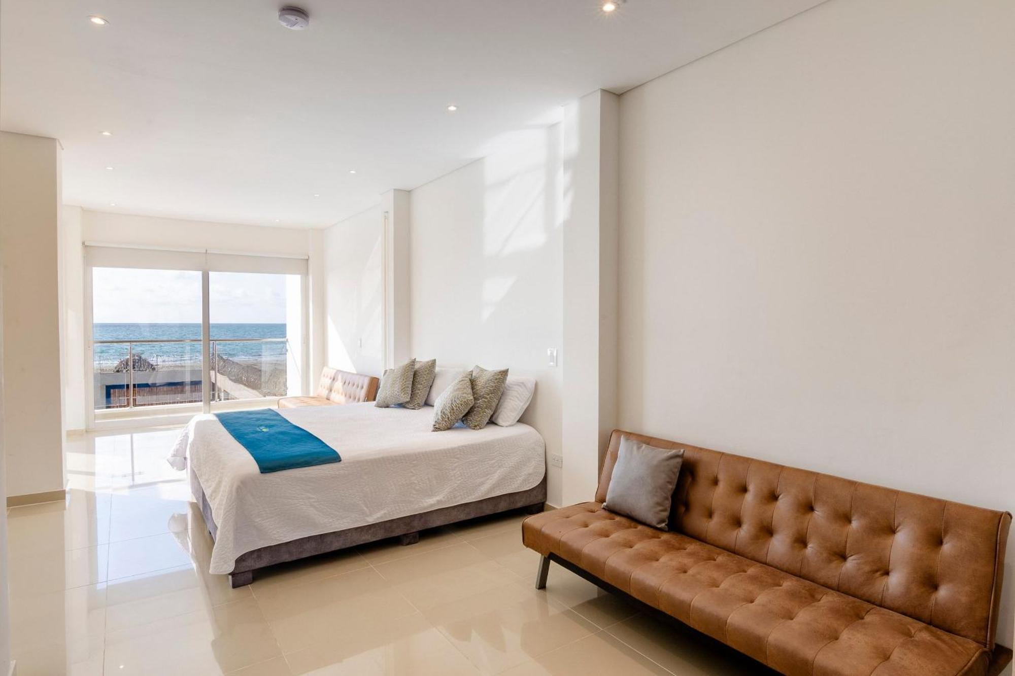 Holiday home Amazing House 13br W/pool & Staff Cartagena