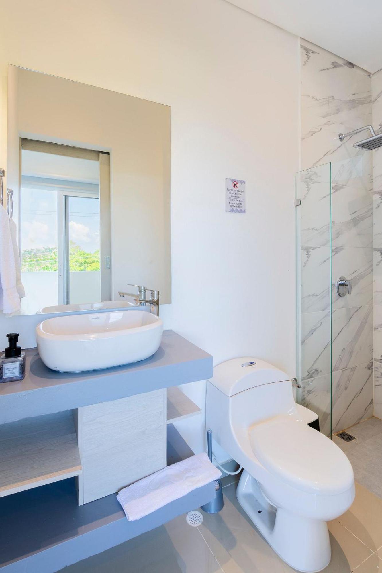 Amazing House 13br W/pool & Staff *