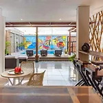 Amazing Beach House 13Br W/Pool & Staff