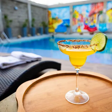 Amazing House 13br W/pool & Staff Сasa de vacaciones
