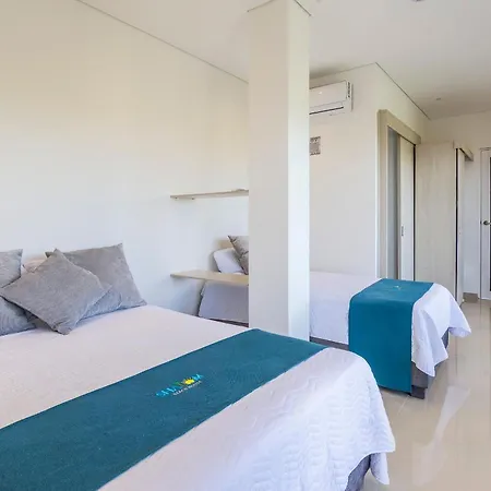 Сasa de vacaciones Amazing House 13br W/pool & Staff *