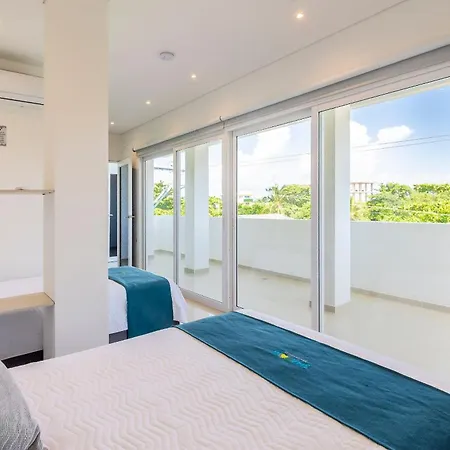 Amazing House 13br W/pool & Staff *