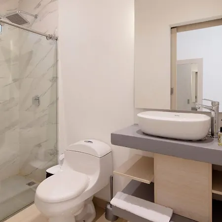 Amazing House 13br W/pool & Staff Cartagena