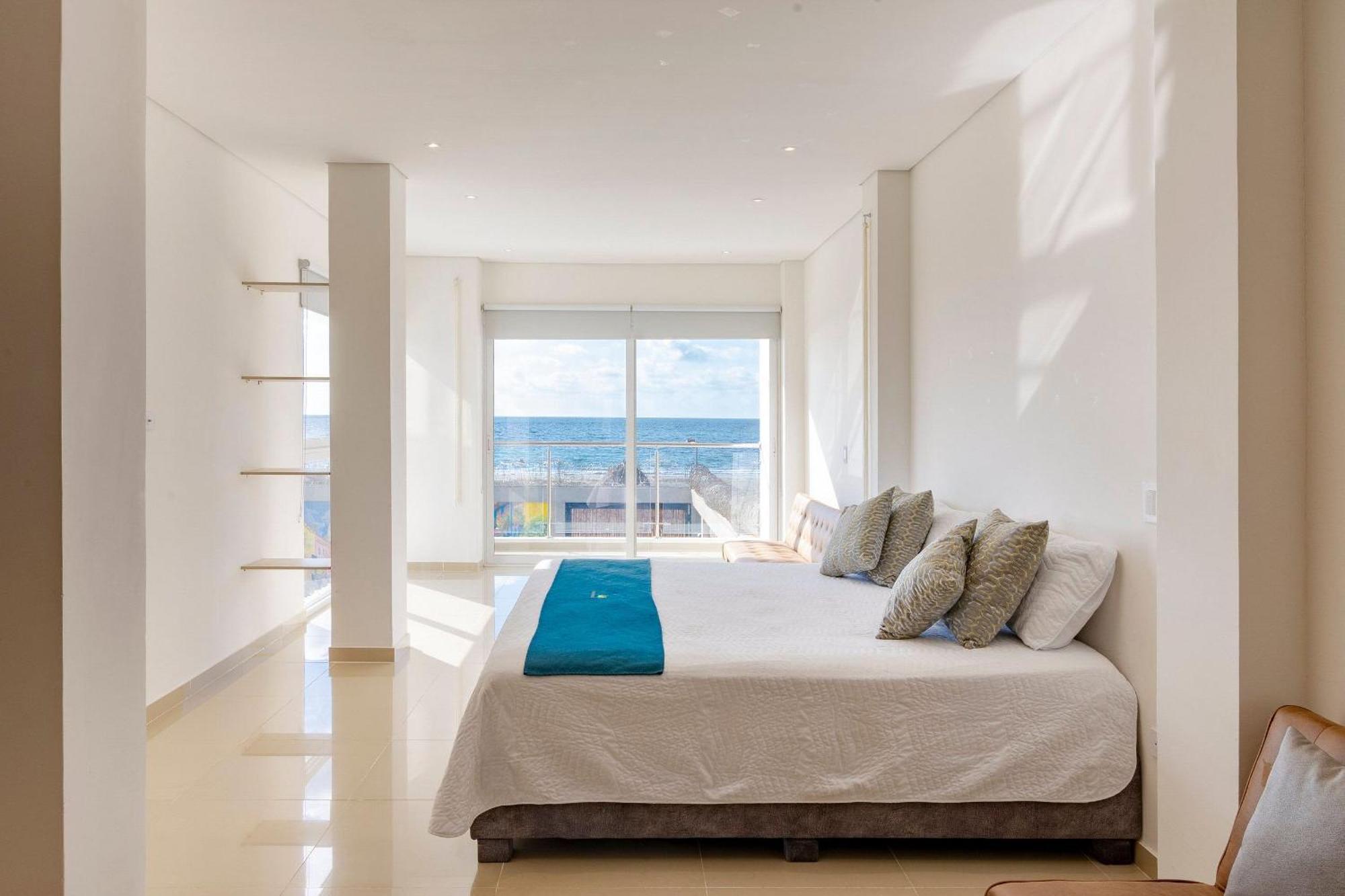 Amazing House 13br W/pool & Staff Сasa de vacaciones Cartagena