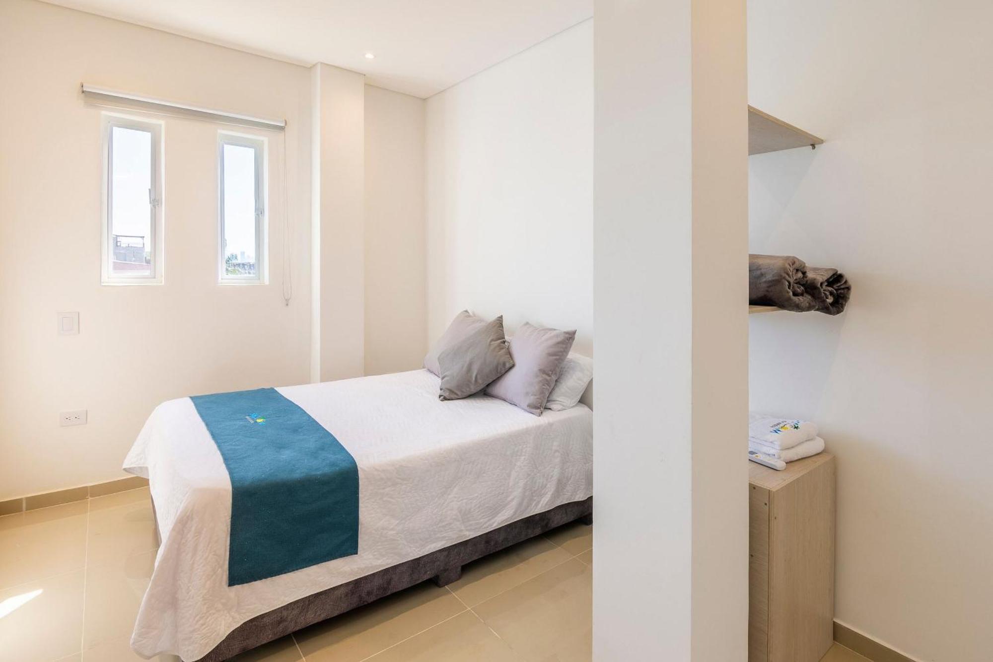 Amazing House 13br W/pool & Staff